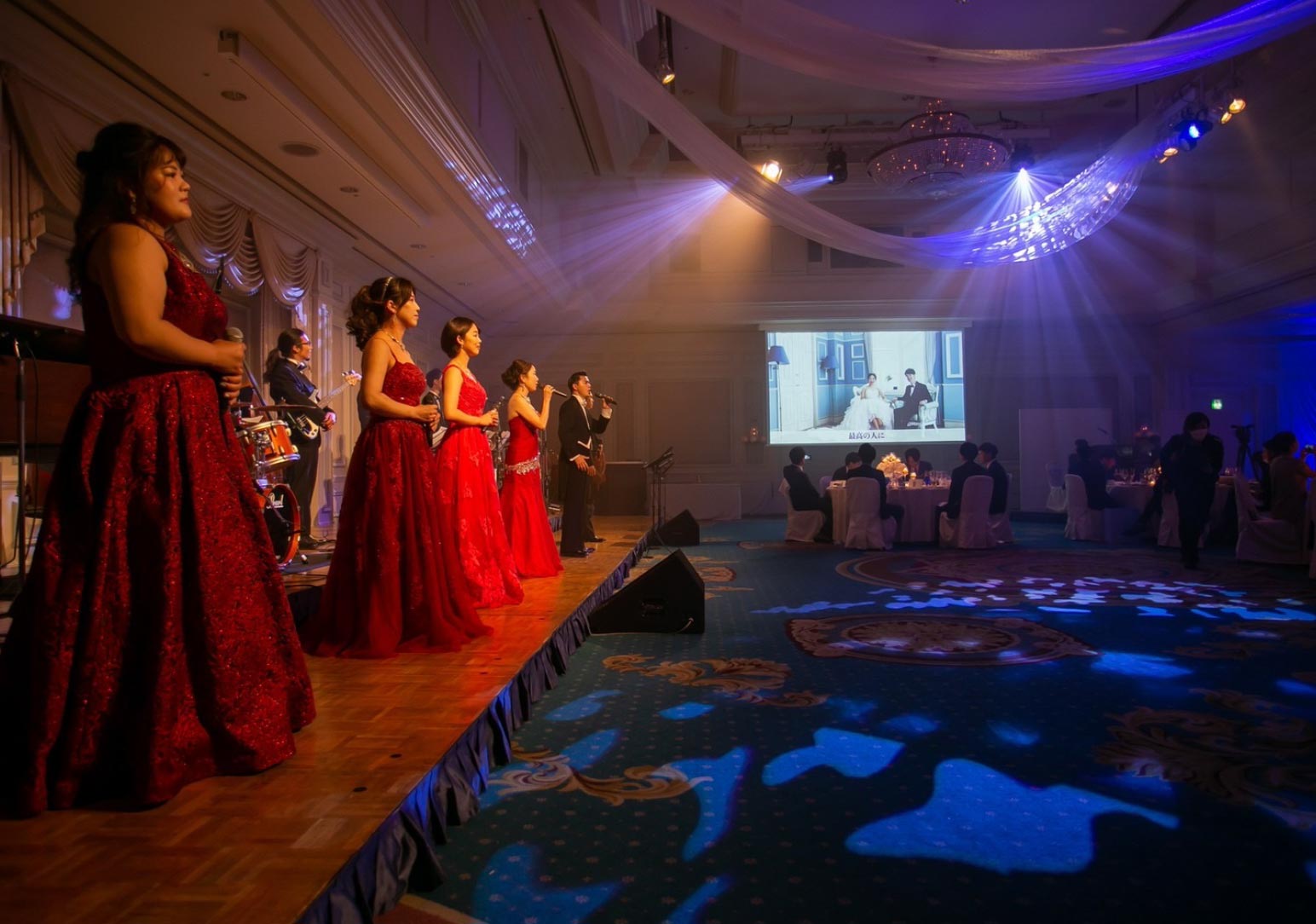 中規模パーティープランの様子