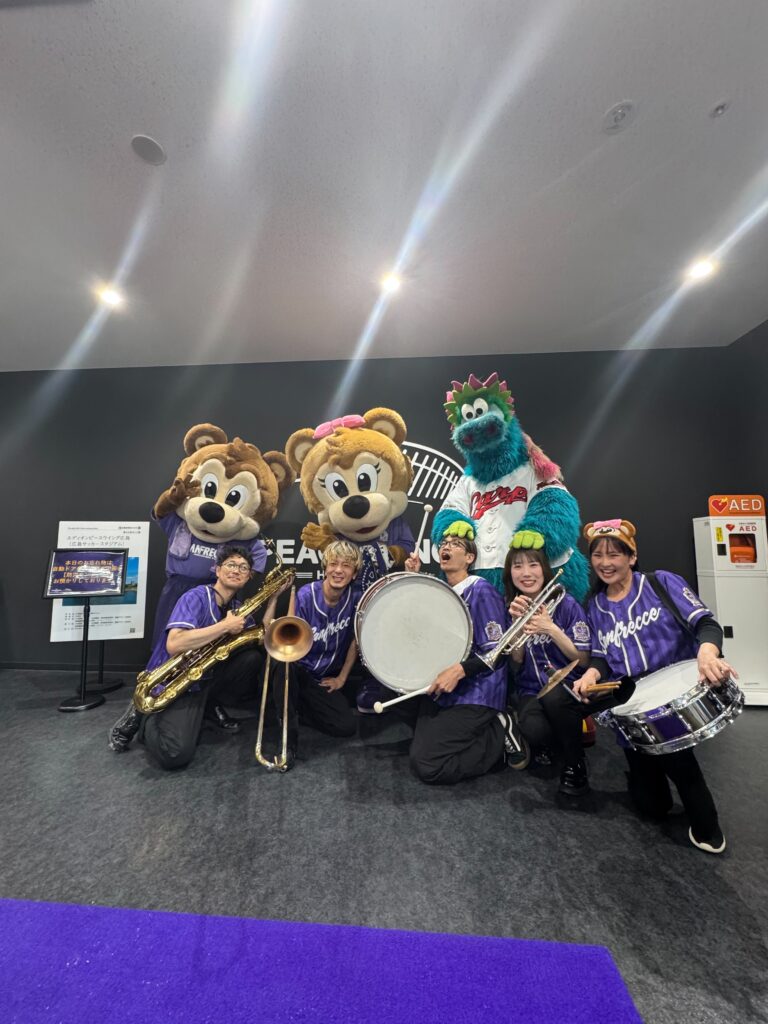 エディオンピースウイング広島にてブラスバンド演奏を行いました